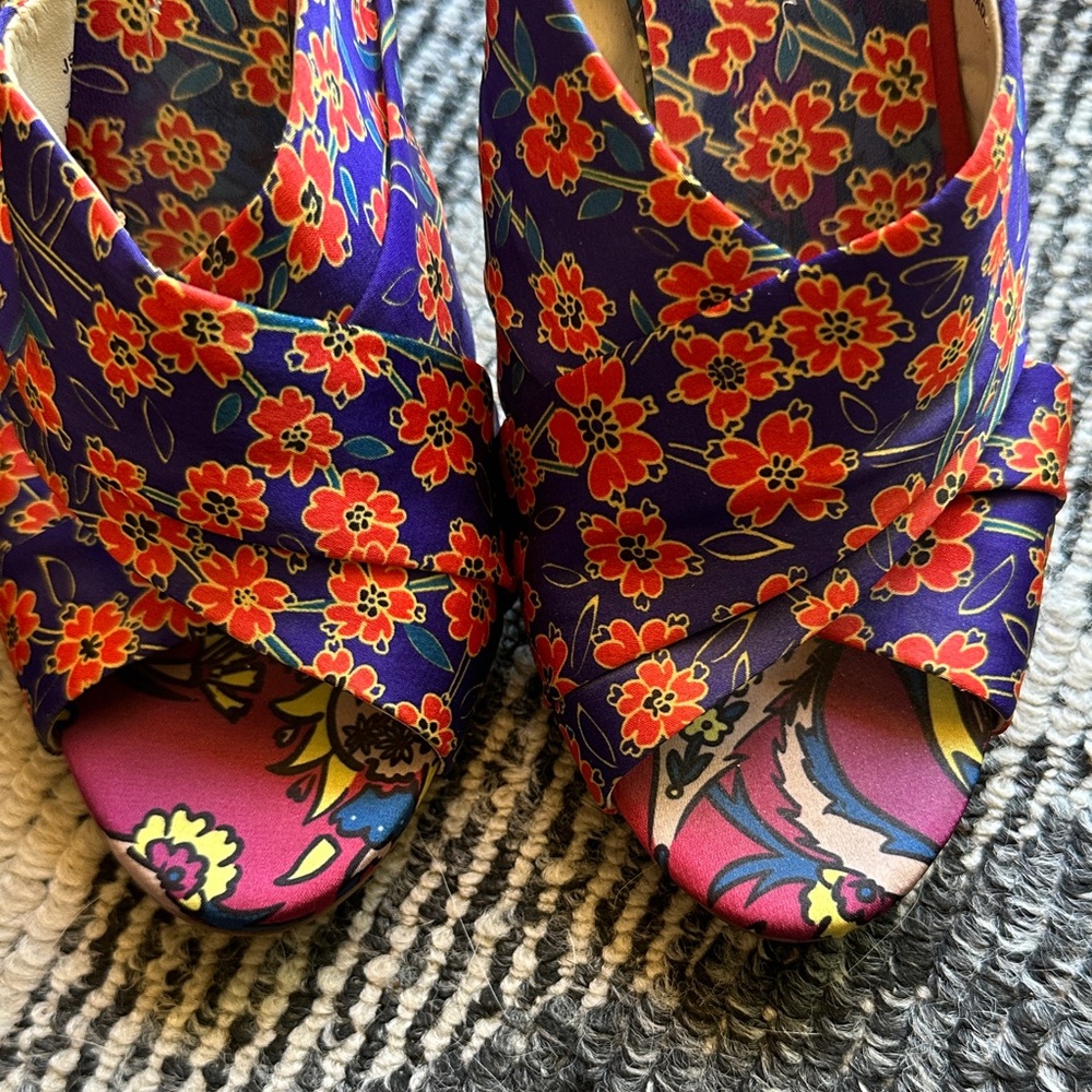 Jessica Simpson Jestella Knotted Scarf Tie Pumps - Picture 7 of 12